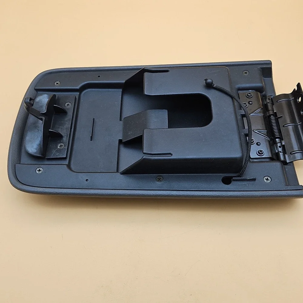 2002-2005 Ford Explorer Gray Center Console Lid Vinyl Armrest Assembly OEM